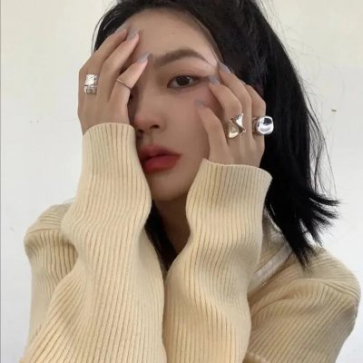 女猫